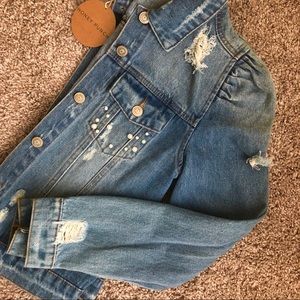 🦋HONEY PUNCH DISTRESSED DENIM JACKET🦋